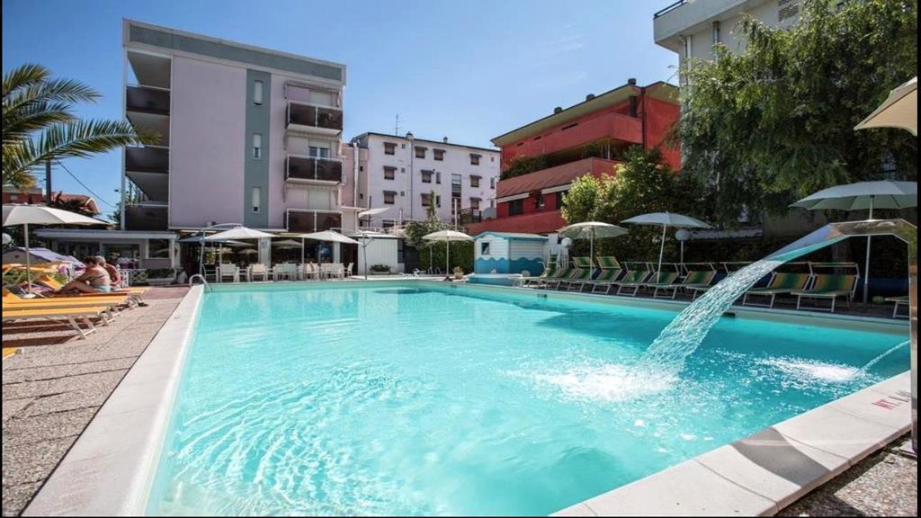 Hotel Tre Rose Riccione Exterior foto